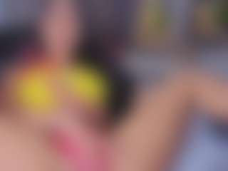 Mia-Oceann's Live Sex Cam Show