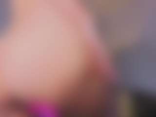 Mia-Oceann's Live Sex Cam Show