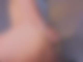 Mia-Oceann's Live Sex Cam Show