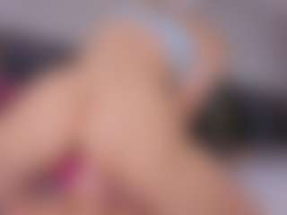 Mia-Oceann's Live Sex Cam Show