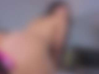 Mia-Oceann's Live Sex Cam Show