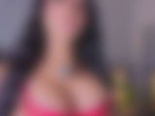 Mia-Oceann's Live Sex Cam Show