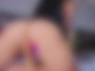 Mia-Oceann's Live Sex Cam Show