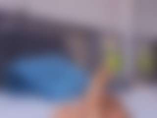 Mia-Oceann's Live Sex Cam Show