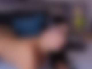 Live cam show with Mia-Oceann - Strip on Strip Flash - Live Sex Shows