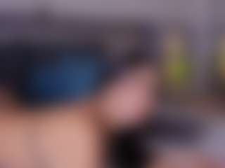 Mia-Oceann's Live Sex Cam Show