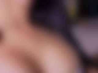Mia-Oceann's Live Sex Cam Show