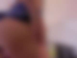 Mia-Oceann's Live Sex Cam Show