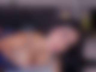 Mia-Oceann's Live Sex Cam Show