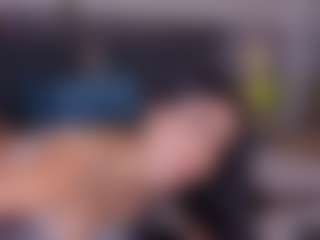 Mia-Oceann's Live Sex Cam Show