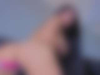 Mia-Oceann's Live Sex Cam Show