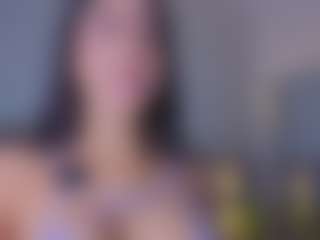Live cam show with Mia-Oceann - Athletic on TeamSkeetLive