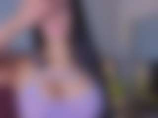 Mia-Oceann's Live Sex Cam Show