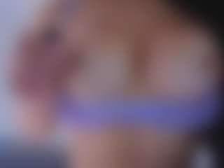 Mia-Oceann's Live Sex Cam Show