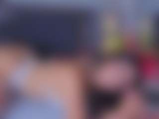 Mia-Oceann's Live Sex Cam Show