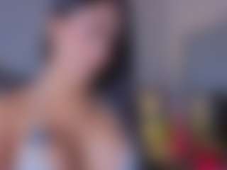 Mia-Oceann's Live Sex Cam Show