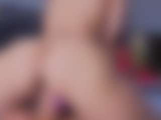Mia-Oceann's Live Sex Cam Show