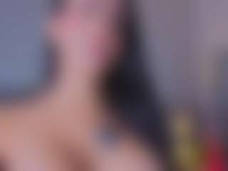 Mia-Oceann's Live Sex Cam Show