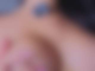 Mia-Oceann's Live Sex Cam Show