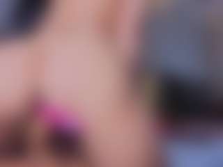 Mia-Oceann's Live Sex Cam Show