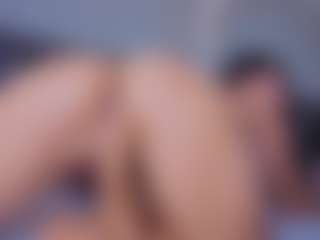 Mia-Oceann's Live Sex Cam Show