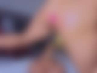 Mia-Oceann's Live Sex Cam Show