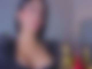 Mia-Oceann's Live Sex Cam Show