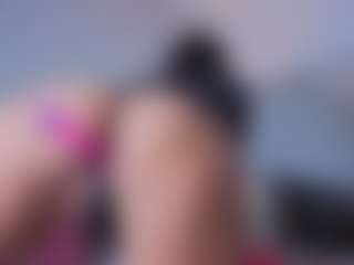 Mia-Oceann's Live Sex Cam Show