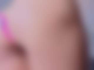 Mia-Oceann's Live Sex Cam Show