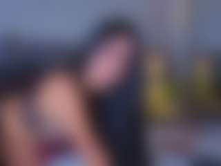 Mia-Oceann's Live Sex Cam Show