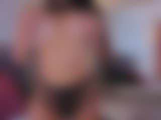 Mia-Oceann's Live Sex Cam Show