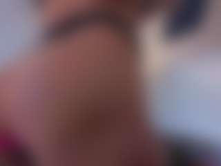 Mia-Oceann's Live Sex Cam Show