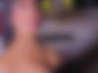 Mia-Oceann's Live Sex Cam Show