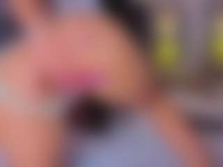 Mia-Oceann's Live Sex Cam Show