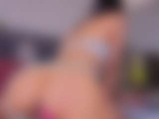 Mia-Oceann's Live Sex Cam Show