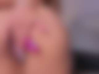 Mia-Oceann's Live Sex Cam Show