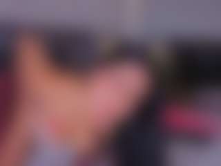 Mia-Oceann's Live Sex Cam Show