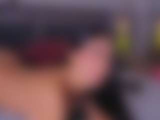 Mia-Oceann's Live Sex Cam Show