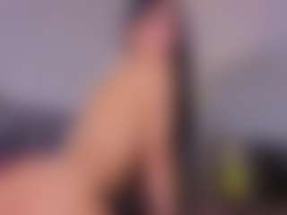 Mia-Oceann's Live Sex Cam Show