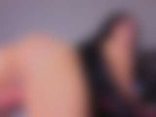 Mia-Oceann's Live Sex Cam Show