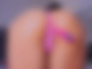 Mia-Oceann's Live Sex Cam Show