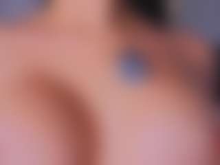 Mia-Oceann's Live Sex Cam Show