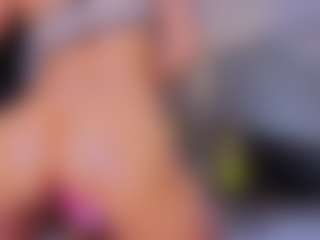 Mia-Oceann's Live Sex Cam Show