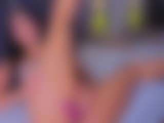 Live cam show with Mia-Oceann - Anal on Camsoda