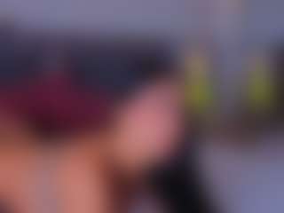 Mia-Oceann's Live Sex Cam Show