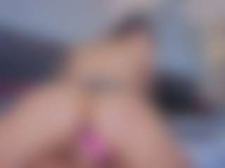 Mia-Oceann's Live Sex Cam Show