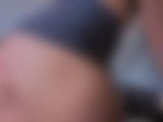 Mia-Oceann's Live Sex Cam Show