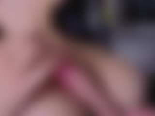Mia-Oceann's Live Sex Cam Show