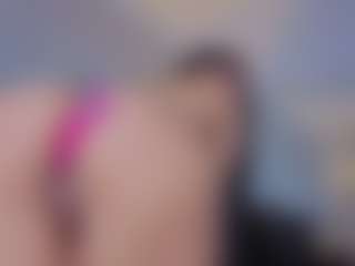 Mia-Oceann's Live Sex Cam Show