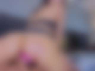 Mia-Oceann's Live Sex Cam Show